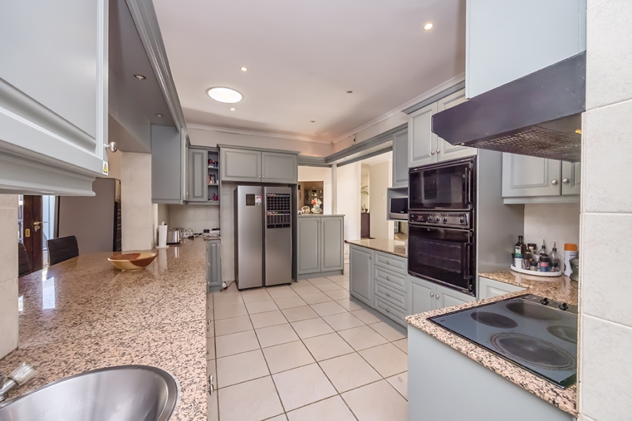 4 Bedroom Property for Sale in Valmary Park Western Cape